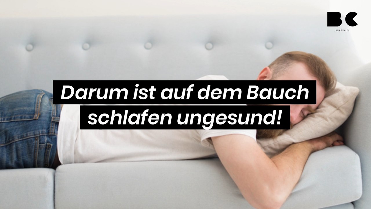 Darum ist auf dem Bauch schlafen ungesund!