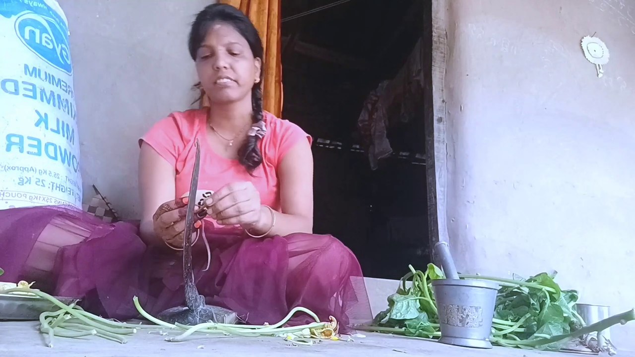 ଆସନ୍ତୁ ଦେଖିବା ଆମ ଗାଁର ଘର || ମୁଁ ଆଜି ଚୁଲିରେ କଲି କଖାରୁ ଫୁଲ ବରା || Home Tour || Odia New vlog