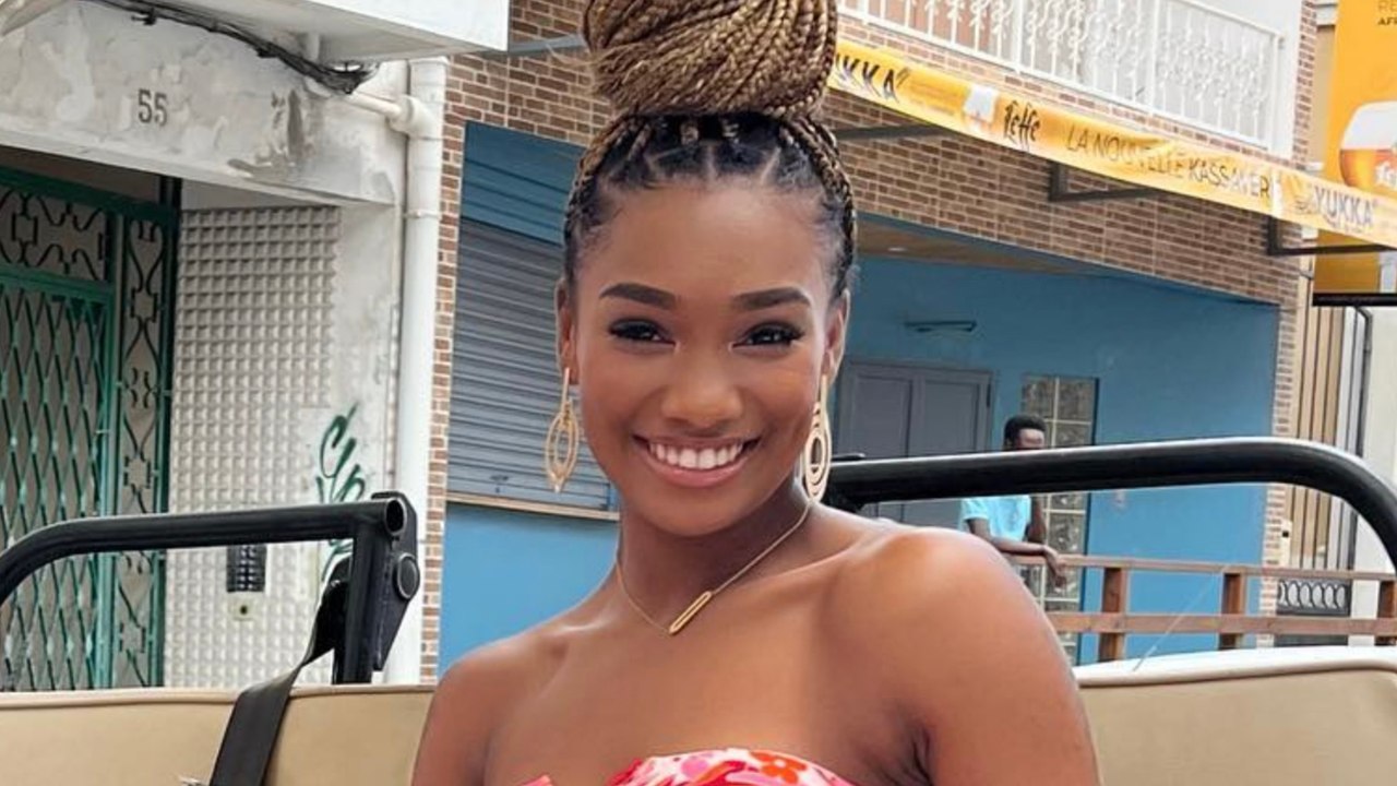 Voici - Miss France 2024 : qui est Jalylane Maës, Miss Guadeloupe 2023 ? (1)