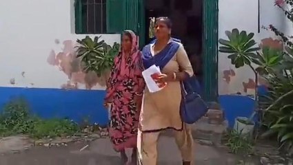 দঃ২৪ পরগনা: পর পুরুষের সঙ্গে আপত্তিকর অবস্থায় মা! দেখে ফেলতেই খুন ছেলে