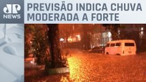 Rio de Janeiro entra em estado de atenção após fortes chuvas