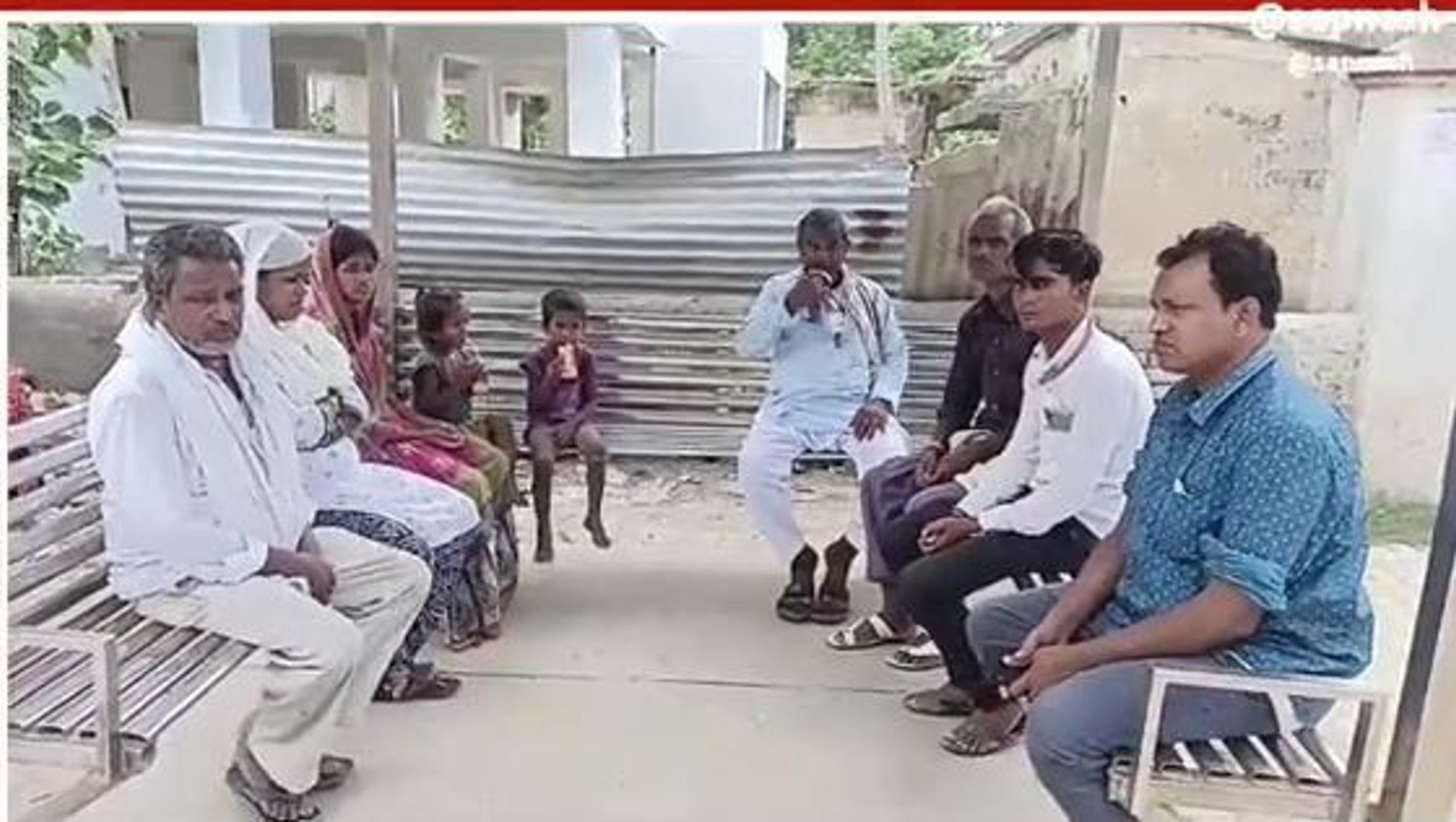 ⁣मिर्जापुर: तेज रफ़्तार ट्रेन से गिरकर युवक की मौत, चेन्नई से आ रहा था घर