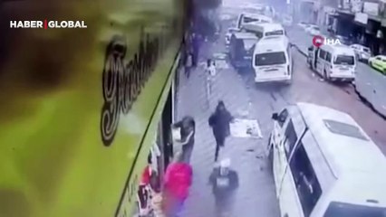 Johannesburg’da korkunç patlama anı! Araçlar böyle havaya fırladı... Ölü ve çok sayıda yaralı var