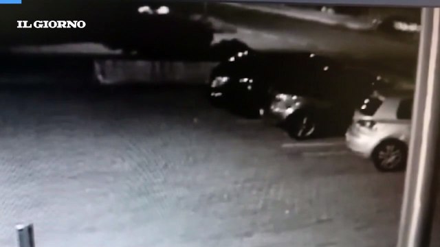 Incidente Garbagnate, le immagini riprese dalle telecamere di un negozio