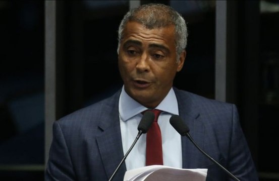 Internado, Romário celebra o Dia do Futebol: ‘Está na minha alma’