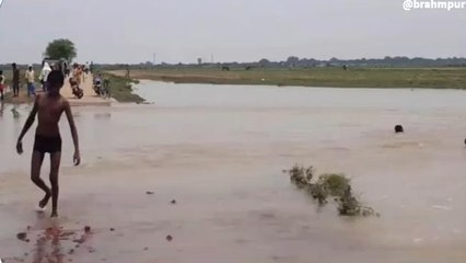 बक्सर: प्रति घंटे 2 सेंटीमीटर की रफ्तार से बढ़ रहा है गंगा का जलस्तर, देखिए ये खास रिपोर्ट