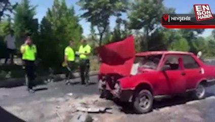 Nevşehir'de otomobil, asfalt yüklü kamyona çarptı