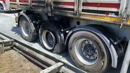 Un incendie s'est déclaré dans un camion avec un pneu crevé