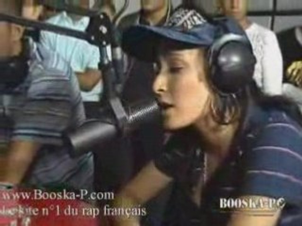 Kenza farah crie de bosni