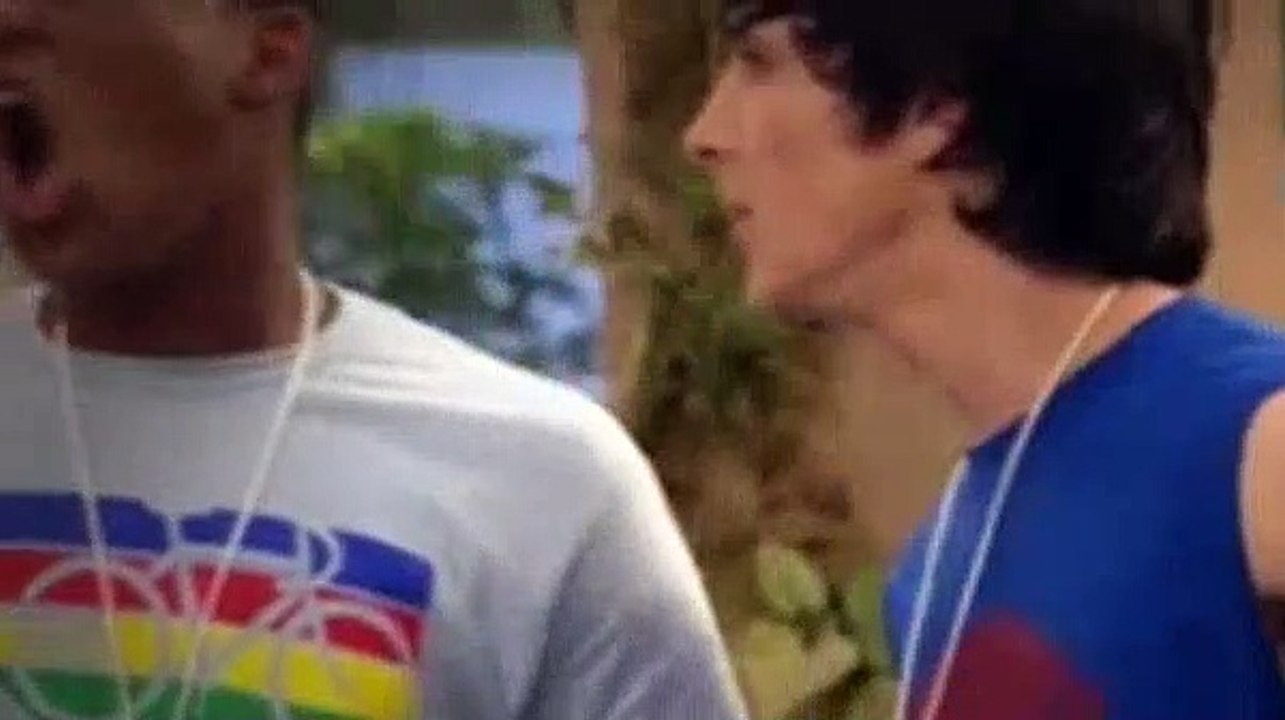 Pair of Kings Season 1 Episode 7 The Brady Hunch