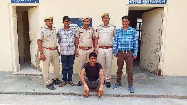 वाहन बेचने के नाम पर पुलिसकर्मी से 70 हजार की ऑनलाइन ठगी