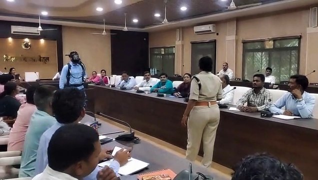 मॉक ड्रिल में बताया आपदा में कैसे करें बचाव