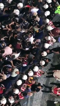 Suruç Katliamı 8'inci yılında Kadıköy'de anılıyor: Polis biber gazı kullanarak gözaltı yapıyor