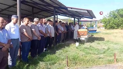 Buzulda kaybolan Hakime Koç'un cenazesi memleketi Kütahya'da toprağa verildi