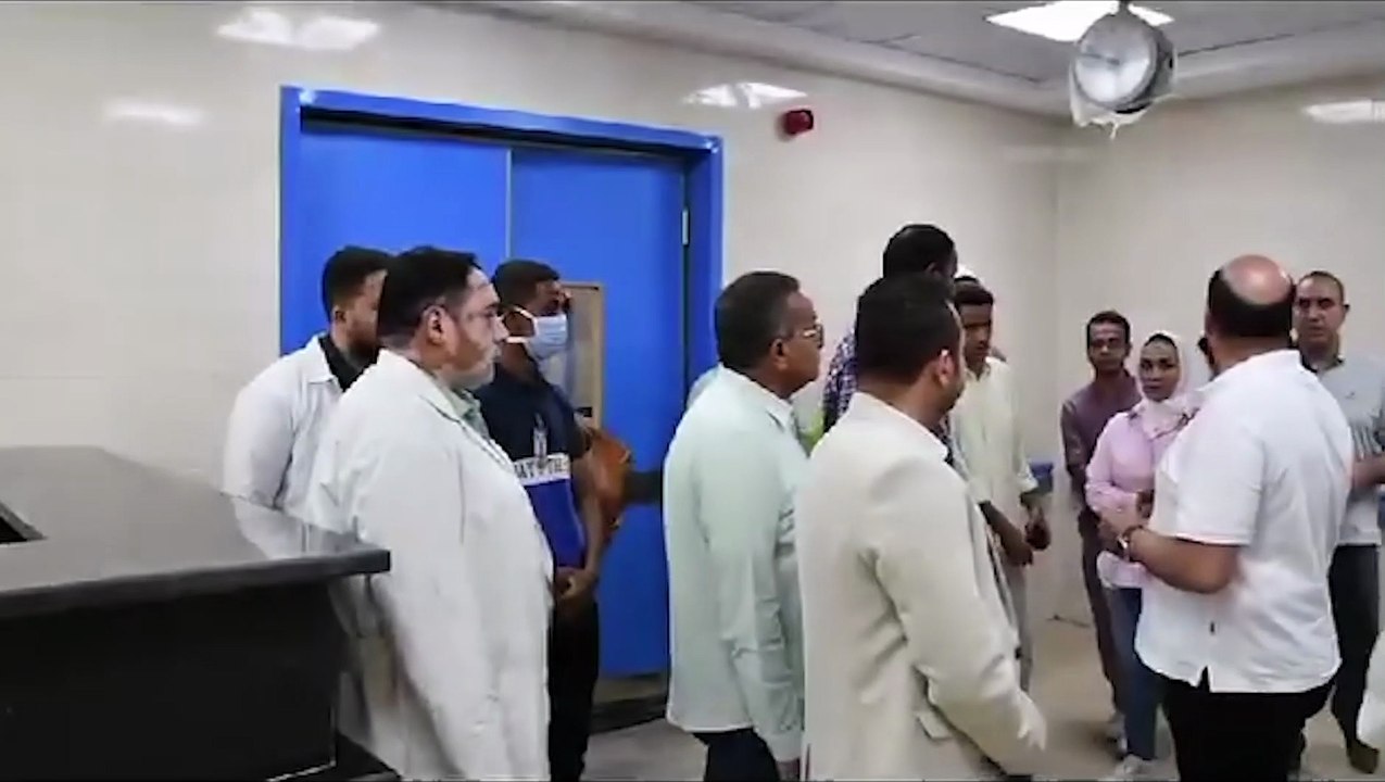 محافظ أسوان يتفقد التشغيل التجريبى لمنظومة التأمين الشامل بمستشفى حورس