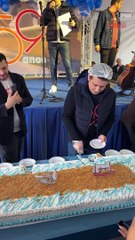 Niver de BC teve mais de 80 metros de bolo, obra perturba moradores até às 22h e mais