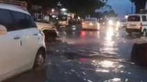 बाड़मेर: धोरीमन्ना में बाढ़ जैसे बने हालात!, दुकानों में घुसा पानी, कार गड्ढे में धंसी, देखें