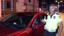 Trafiğe alkollü çıkan sürücü kendisini görüntüleyen gazeteciye tehdit ve küfür savurdu