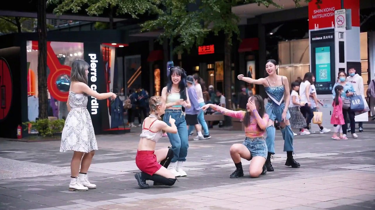 [KPOP IN PUBLIC] ITZY있지 'NOT SHY' DANCE COVER by KEYME