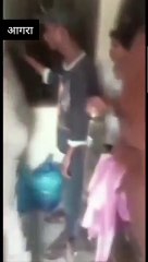 दरवाजा तोड़ सिपाही ने काटा फंदा