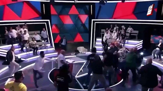 Lübnan televizyonunda gazeteci ve eski bakan birbirine girdi