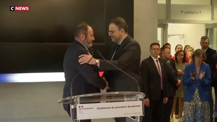 Passation de pouvoir au ministère de la Santé