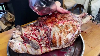 A Whole 15kg Leg In The Oven for 15 Hours for the Perfect Shawarma for the Whole Family