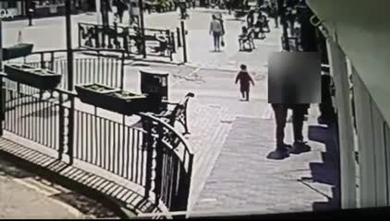 Shocking video shows boy, 3, standing in busy road after escaping nursery