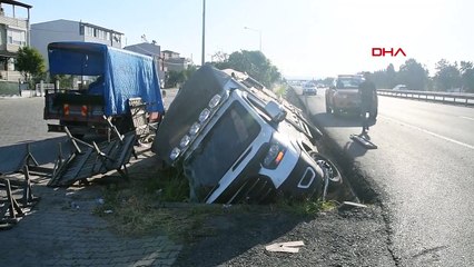 Çorlu'da Yolun Emniyet Şeridinde Yürüyen Kişi Kamyonetin Çarpması Sonucu Hayatını Kaybetti