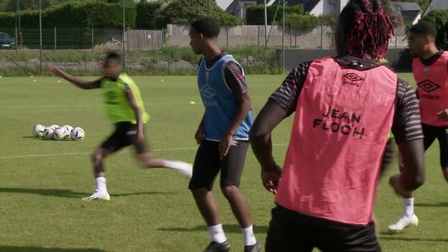 Lorient - Benjamin Mendy présent à l'entraînement