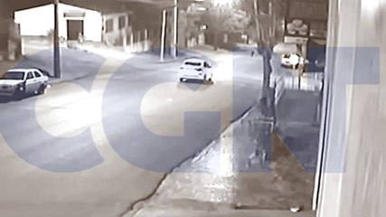 Vídeo mostra forte colisão entre veículos na Rua Europa, no Periolo