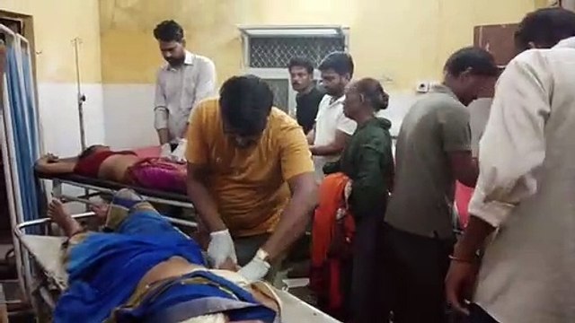 ट्रैक्टर ट्रॉली पलटी, एक की मौत, 18 घायल