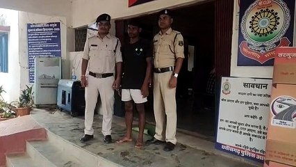 दूसरे लडक़े के साथ घूमते देख स्कॉर्फ से प्रेमिका का घोंट दिया था गला