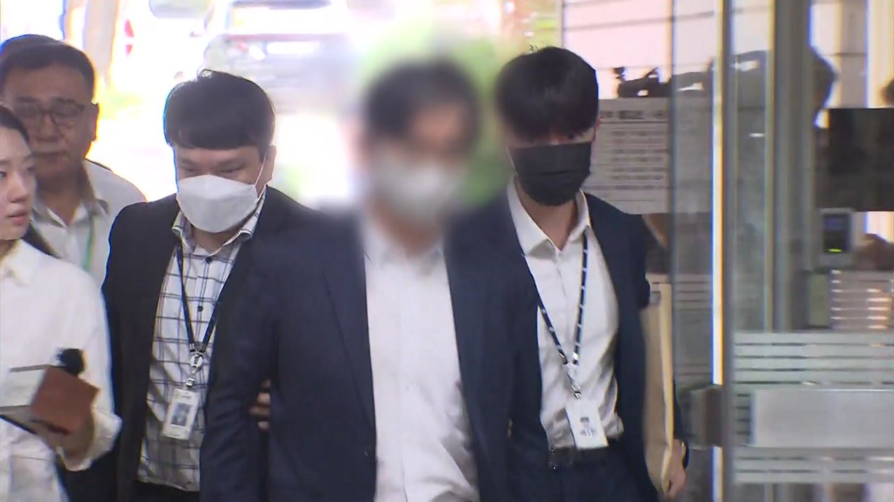 검찰, '돈봉투 의혹' 송영길 전 보좌관 구속기소...송영길 '공모' 빠져 / YTN