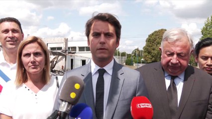 Gabriel Attal : «La République, c'est un bloc, et l'Éducation nationale, elle fait bloc»
