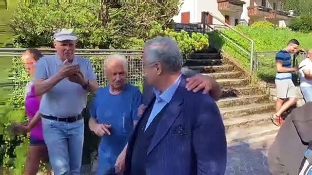 Lazio, selfie e autografi con i tifosi ad Auronzo