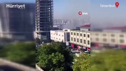 Esenyurt’ta kuru otlar alev alev yandı Dumanlar E-5 Karayolu’nu kapladı