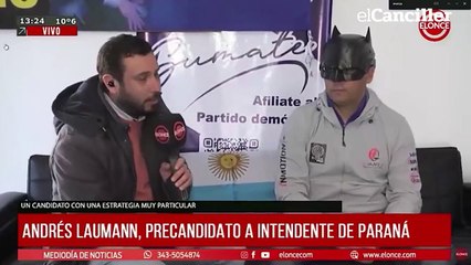 Que se cuiden los villanos un candidato liberal hace campaña disfrazado de Batman
