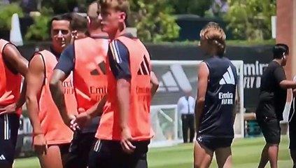 Luka Modric'ten Arda Güler'e yakın ilgi!
