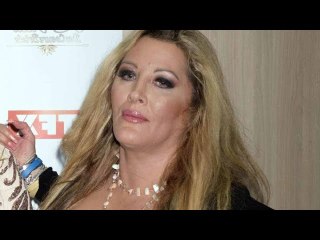 Surprenante nouvelle, Loana est prête à tout pour réaliser son rêve : avoir un deuxième enfant à 4