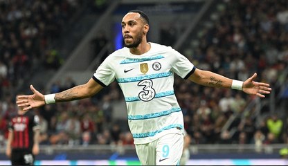 مارسيليا يضمّ الغابوني أوباميانغ إلى صفوفه