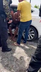 Com suspeita de embriaguez, condutor é detido após colidir com poste