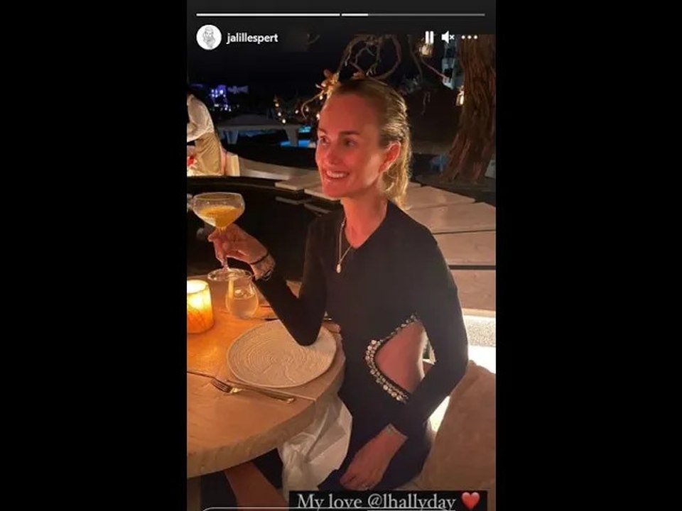 Jalil Lespert tient Laeticia Hallyday dans ses bras tatoués sur une nouvelle photo