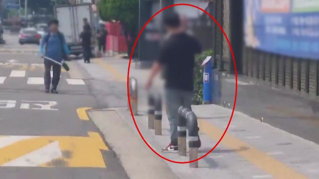 대낮 서울 신림동 흉기 난동 30대 체포...1명 사망·3명 부상 / YTN