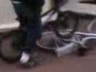 velo cassé julie tanguy floriane