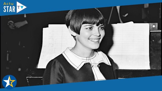 Mireille Mathieu : retour sur son évolution physique en 15 photos