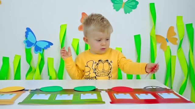 For kids Entertainment videoFunny game kids show Oliver, Diana and Roma Take On Game Dice Challenge