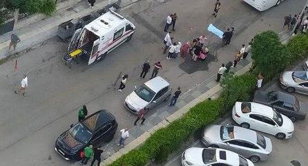 Otomobilden inen Zeynep otobüsün altında kaldı