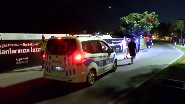 'Dur' ihtarına uymayan alkollü sürücü, motosikletini polis ekipleri ve yayaların üzerine sürdü