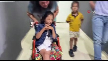 Une surprise de Helpers à Muhammet, dont le plus grand rêve est une chaise électrique